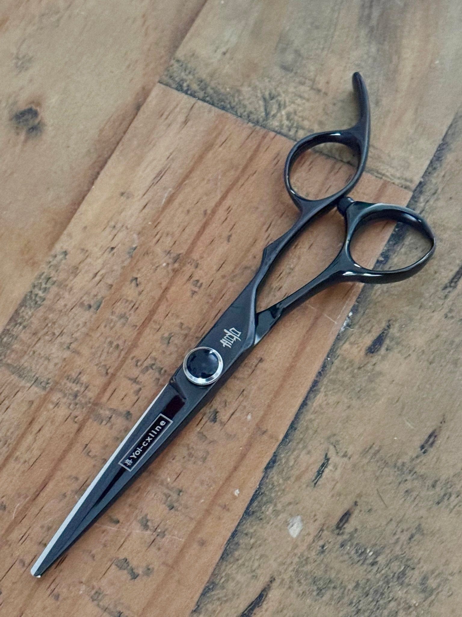 Yoiscissors Brands 5.5 Yoi  Black Gloss Offset