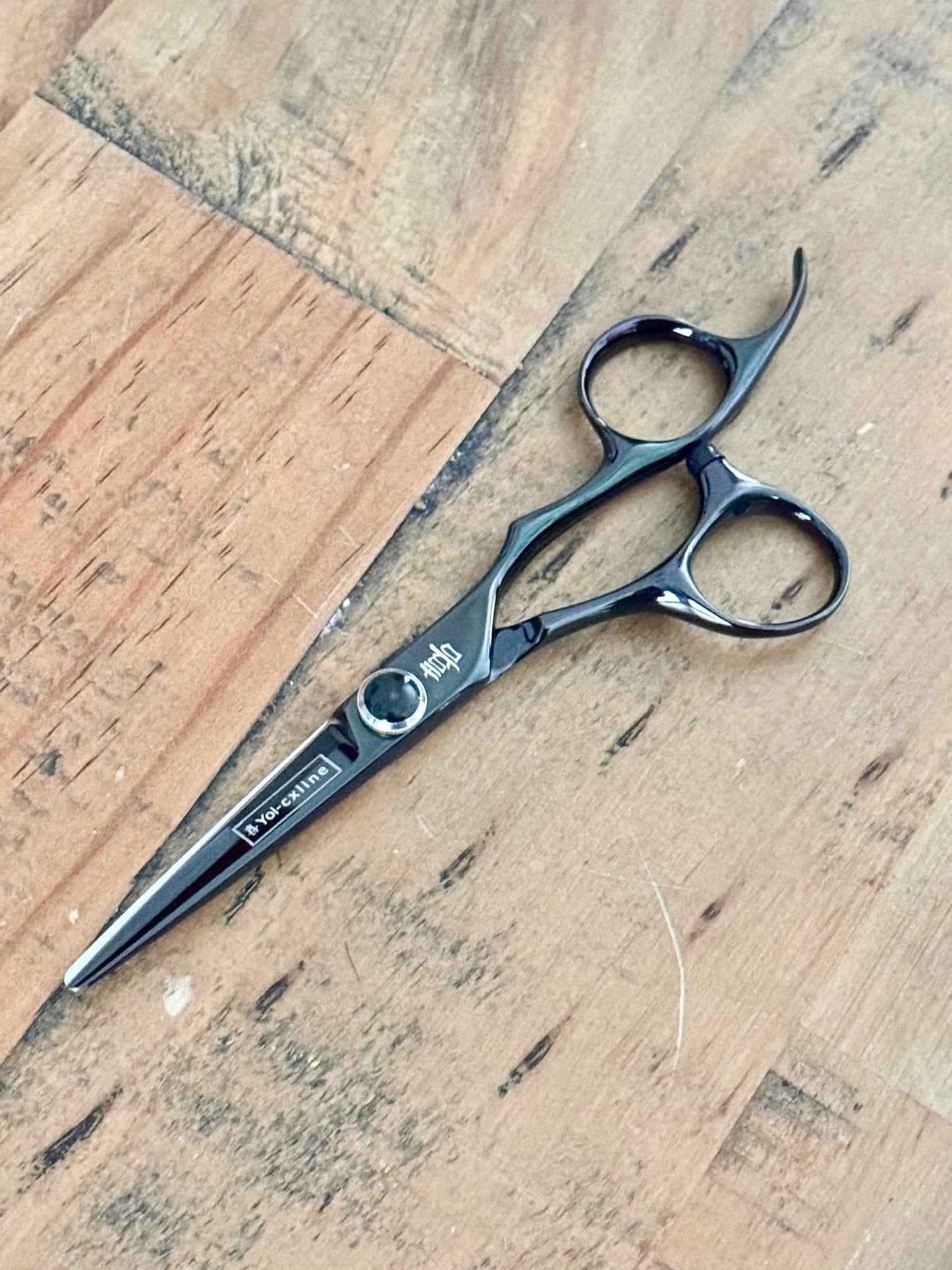 Yoiscissors Brands 5.5 Yoi  Black Gloss Offset