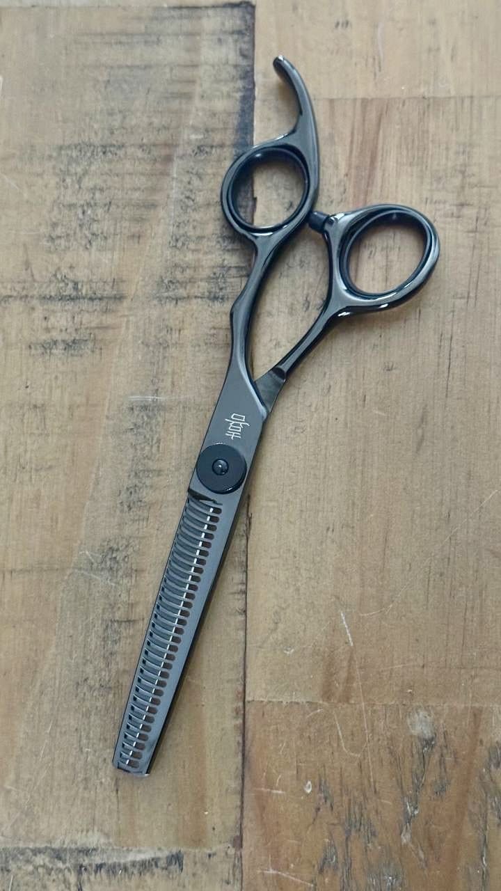 yoiscissors.co.uk Hairdressing Scissors Yoi Dark Knight