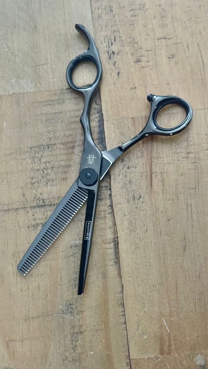 yoiscissors.co.uk Hairdressing Scissors Yoi Dark Knight