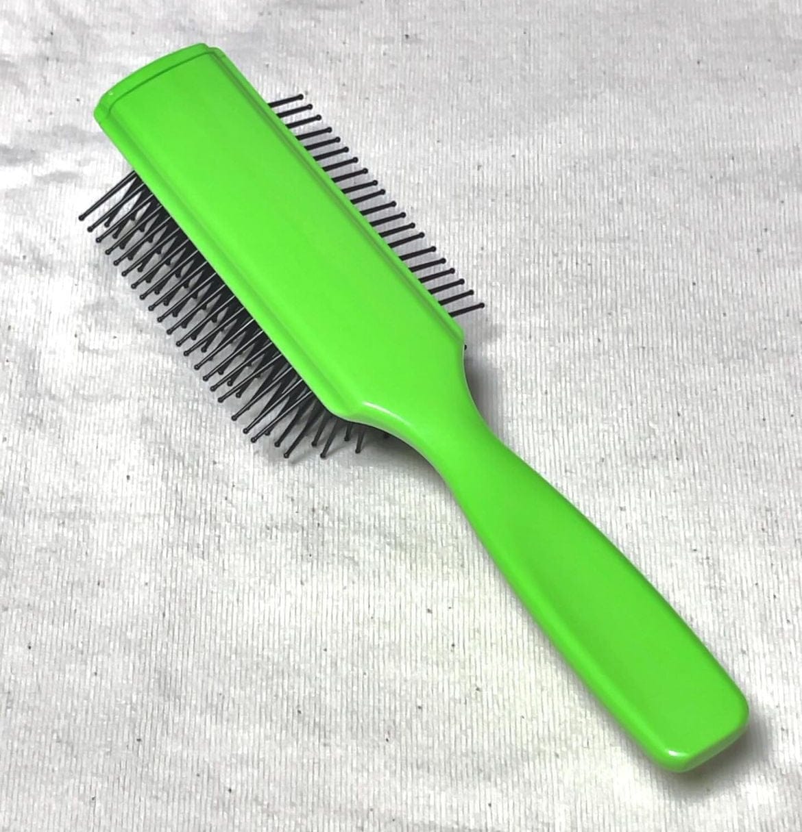 yoiscissors.co.uk Vess Brush 9 Row