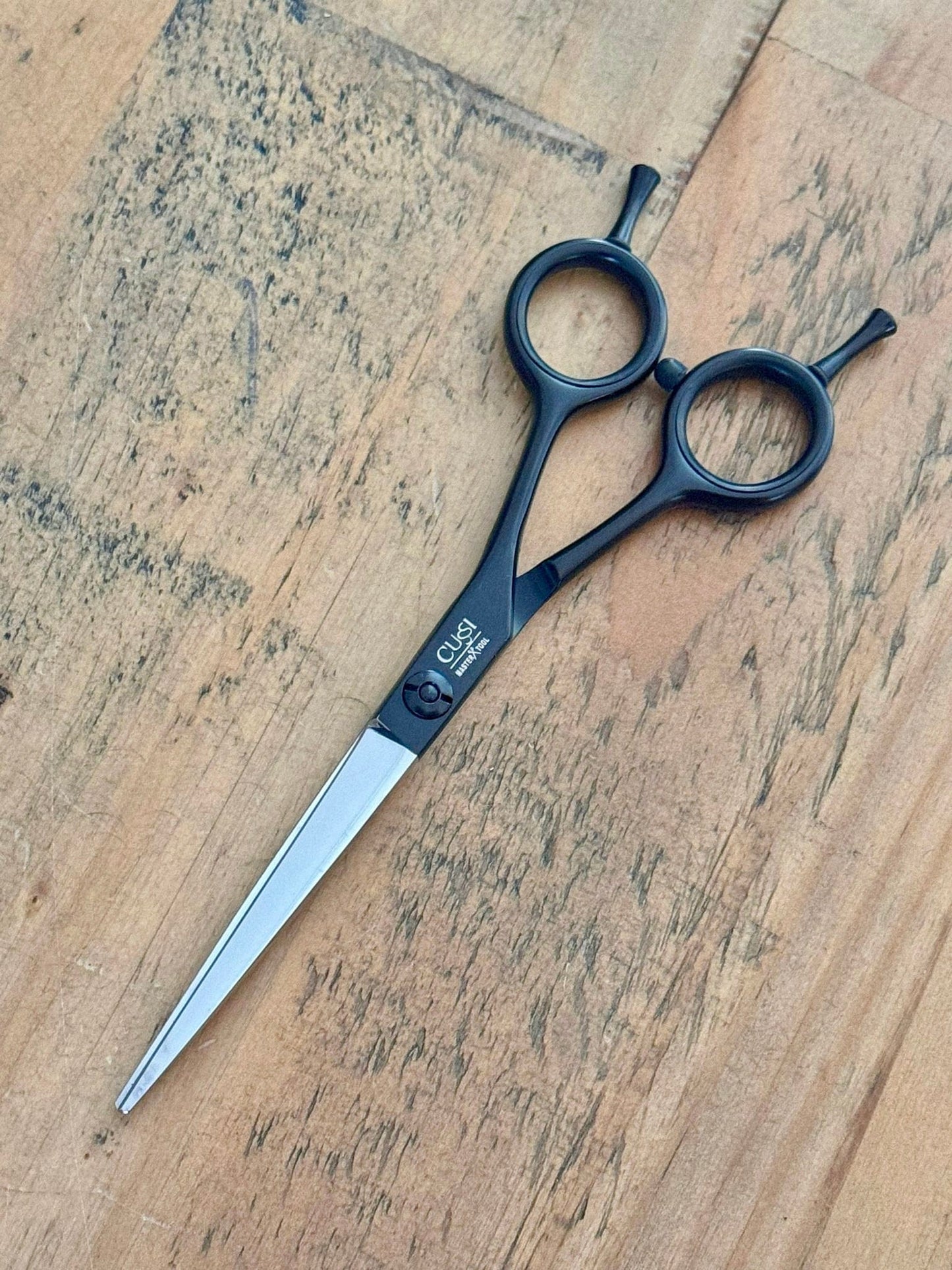 yoiscissors Hairdressing Scissors 5.75 scissor only Cussi Silver Black