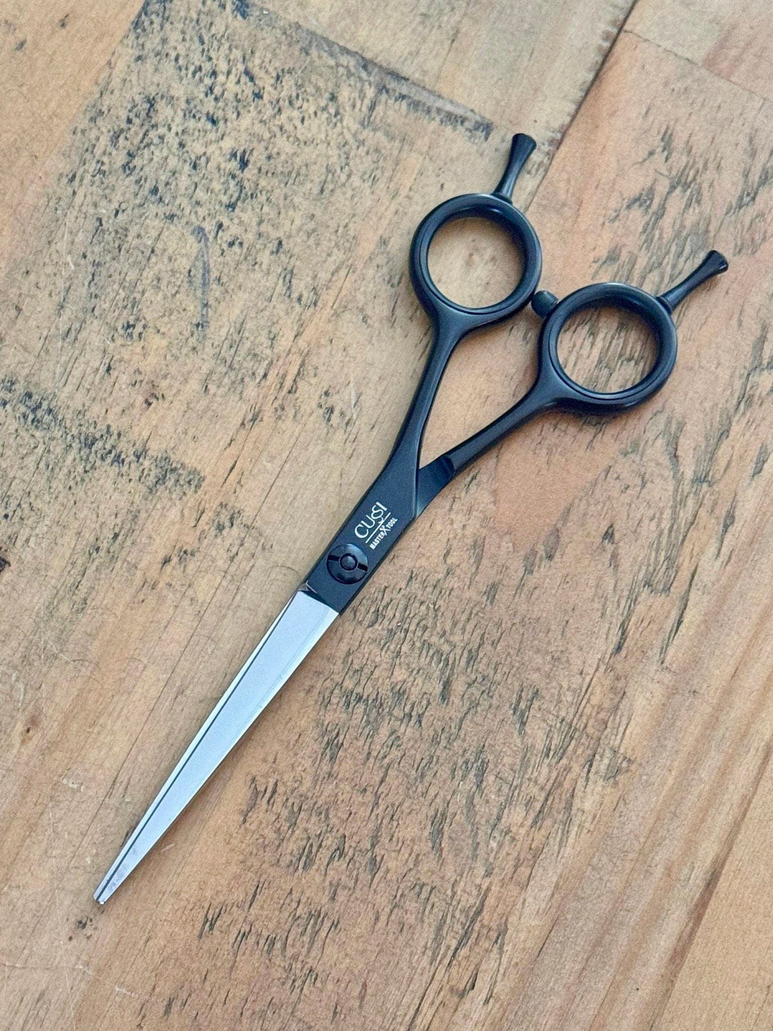 yoiscissors Hairdressing Scissors 5.75 scissor only Cussi Silver Black