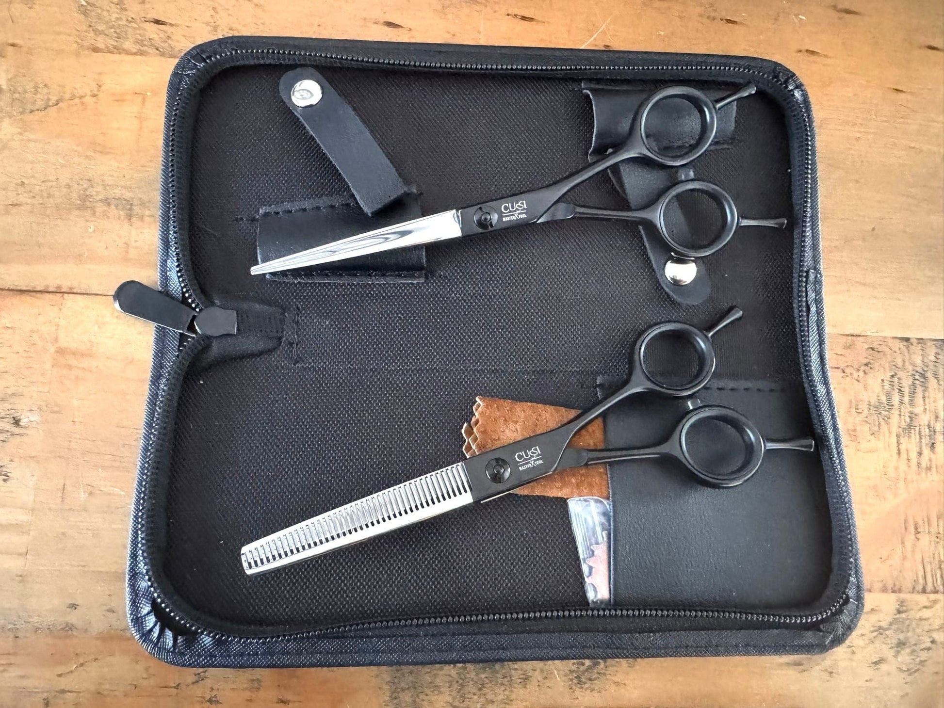 yoiscissors Hairdressing Scissors Cussi Silver Black