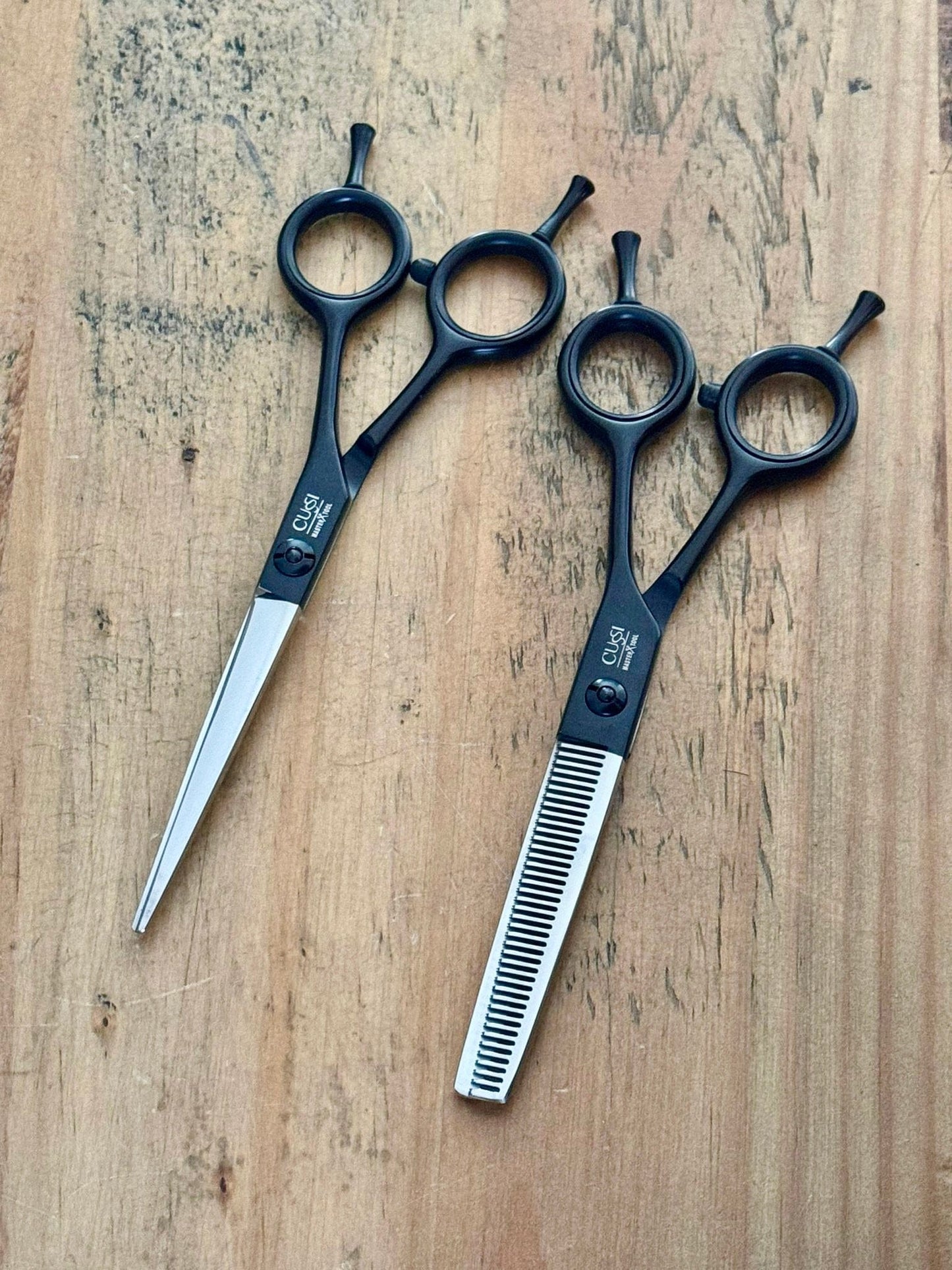 yoiscissors Hairdressing Scissors Set Cussi Silver Black