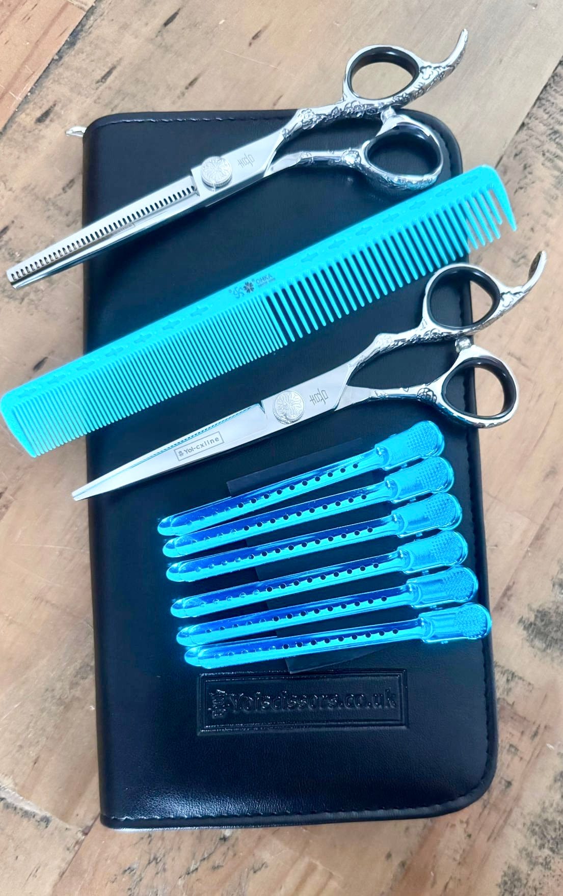 yoiscissors Thinning Scissors Set and case Yoi Silver Tattoo Set or Scissors