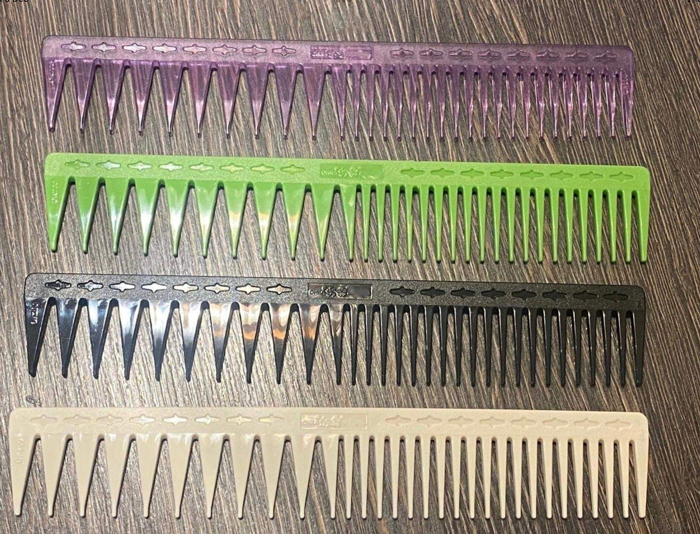 yoiscissors.co.uk Ohka Divide and separation Combs