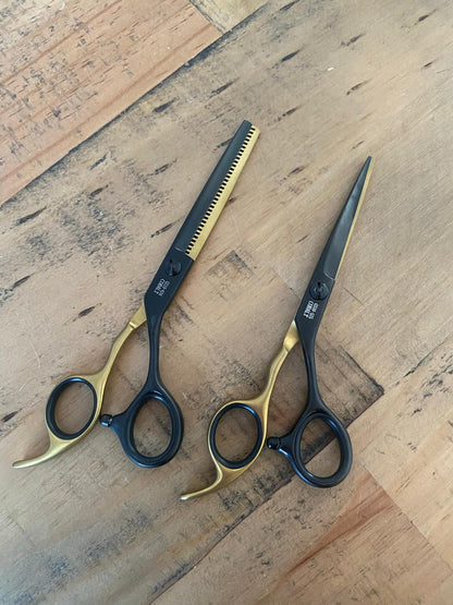 yoiscissors Hairdressing Scissors Cuzzi Black and Gold