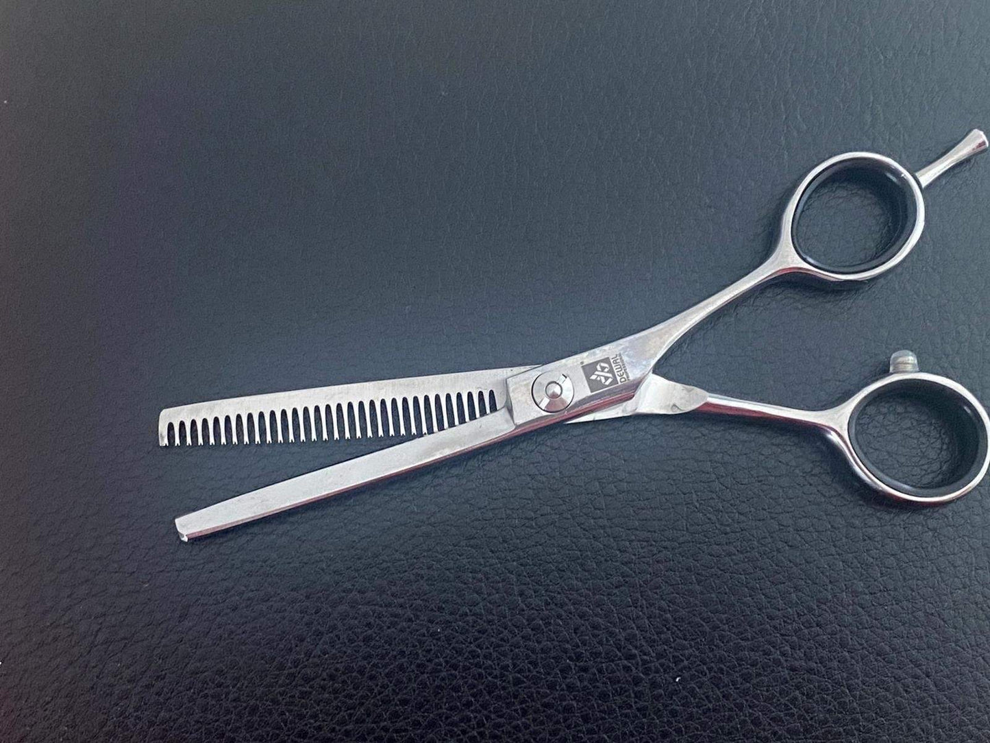 yoiscissors Hairdressing Scissors Dewal 30 Tooth Thinning scissor Yoi Dewal Set